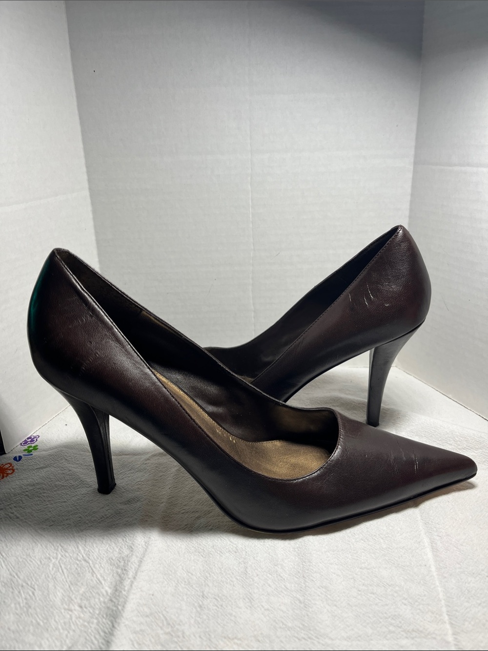 Bandolino Brown Pointed Toe Leather Pumps